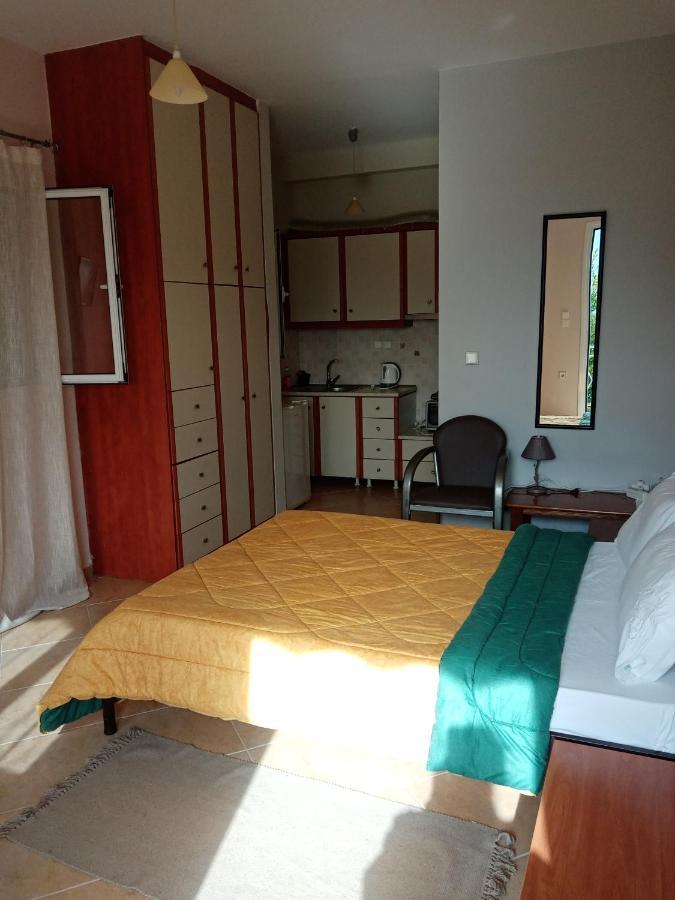 Jusmine Apartments Халкида Экстерьер фото